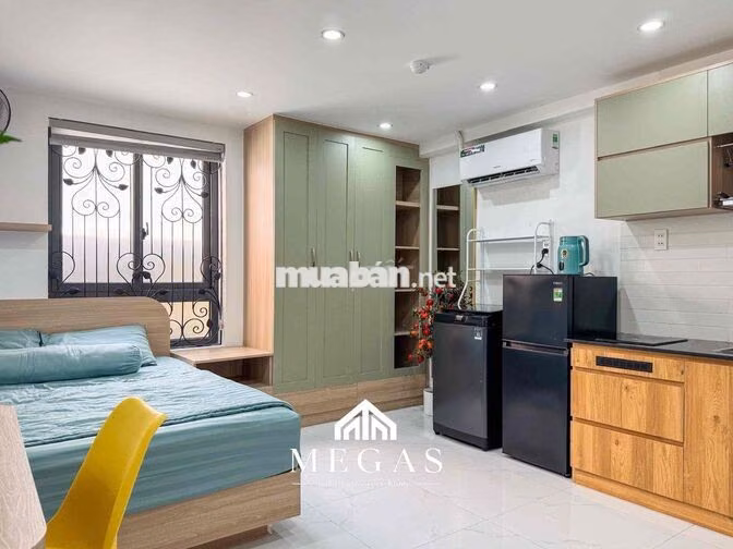 Trống Sẵn Studio Cửa Sổ Trời Full Nội Thất Ngay Dương Quảng Hàm