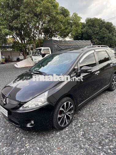 Mitsubishi Grandis 2005 Đen Tự động 7 chỗ