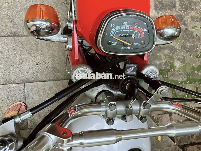 Honda SS50 CL68 Đỏ Bạc Nhật Bản