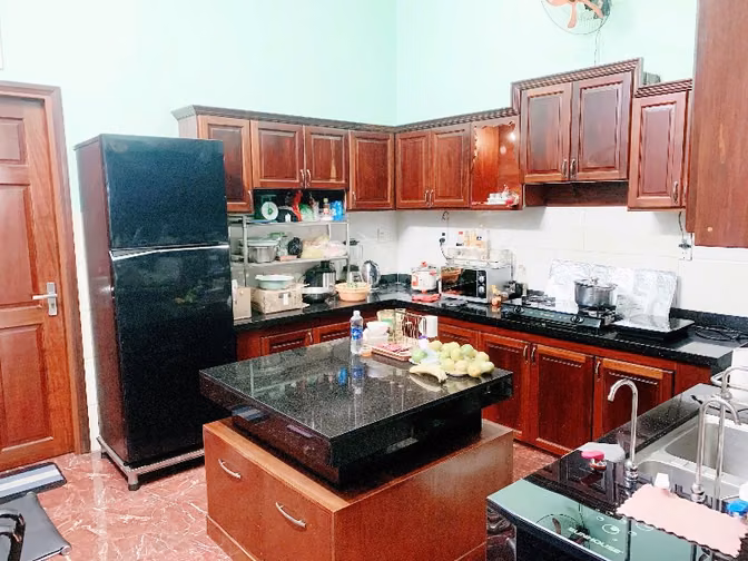 Bán nhà đẹp, hẻm 741 Hươg lộ 2, Bình Trị Đông A, Bình Tân. 