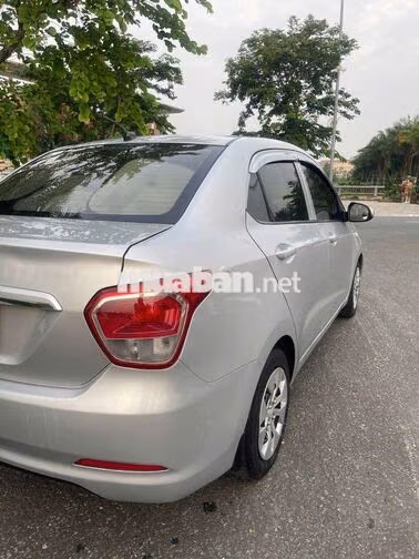 Hyundai i10 Sedan 2016 Số sàn Bạc