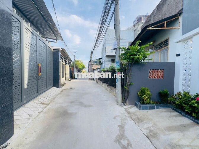 Nhà đất ở đô thị | đông dân không thua gì thành phố