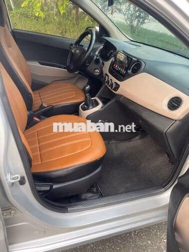 Hyundai i10 Sedan 2016 Số sàn Bạc