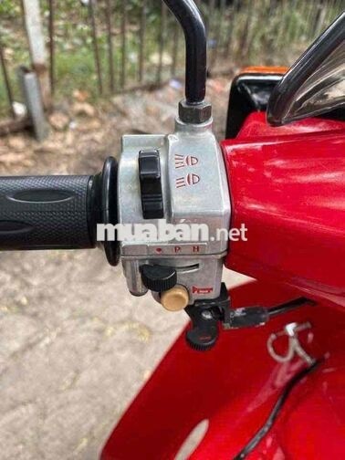 Honda Cub 50cc đỏ