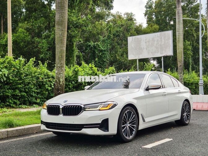 BMW 520i Luxury Line Model 2023 Trắng 28000 miles