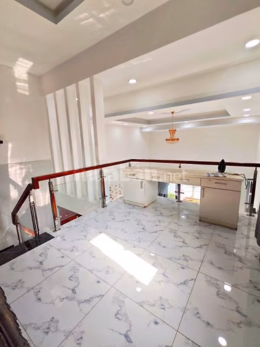 Bán Biệt Thự Sân Vườn Mặt Tiền Tân Thới Nhì,  Đậu 4 Ô Tô