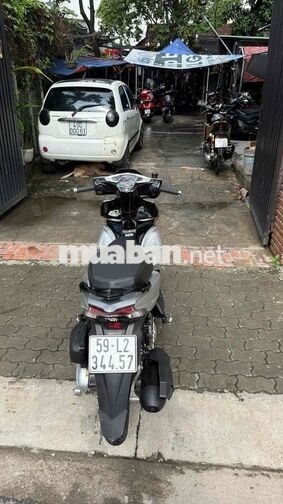 Honda Air Blade 2016 Bạc