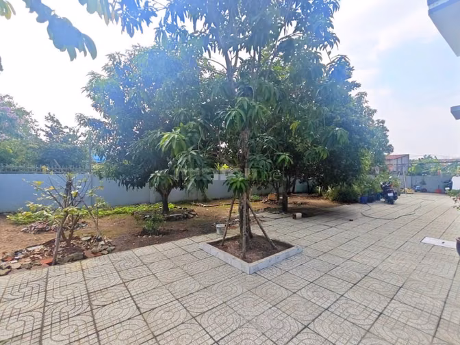 Bán Biệt Thự Sân Vườn Mặt Tiền Tân Thới Nhì,  Đậu 4 Ô Tô
