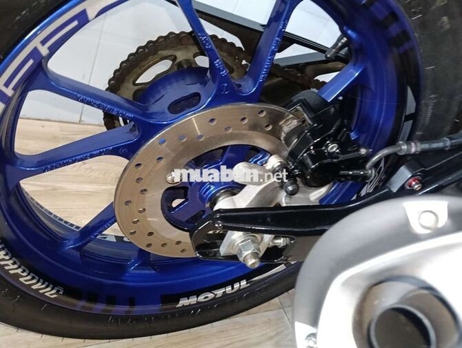 Yamaha R15 Xanh đen 5000 km, như mới 