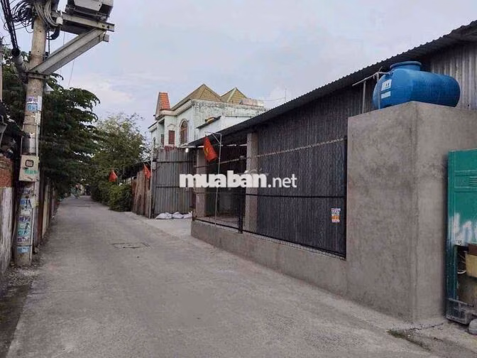 cho thuê xưởng 1/ ngắn thới hoà sát kcn nền gạch men nước sach giá rẻ