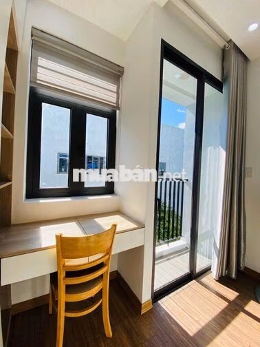 STUDIO APARTMENT –  BALCONY&MANY WINDOWS - CITY CENTER&MYKHE BEACH
