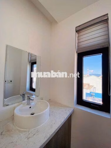STUDIO APARTMENT –  BALCONY&MANY WINDOWS - CITY CENTER&MYKHE BEACH