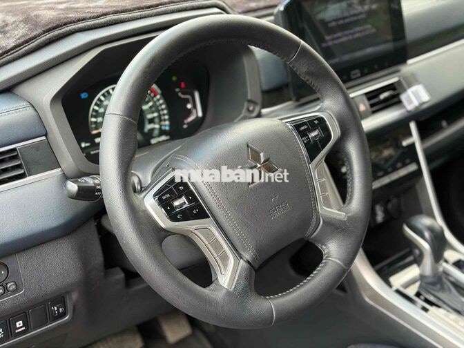 Mitsubishi Xpander Cross 2025 LUỚT 2 VẠN ,RẤT ĐẸP