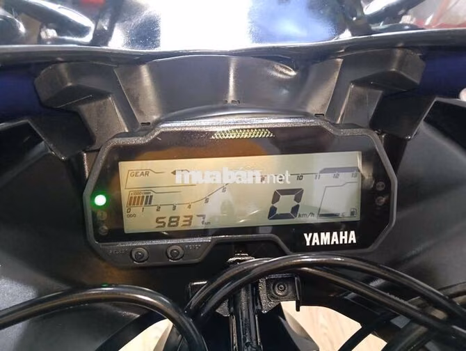 Yamaha R15 Xanh đen 5000 km, như mới 