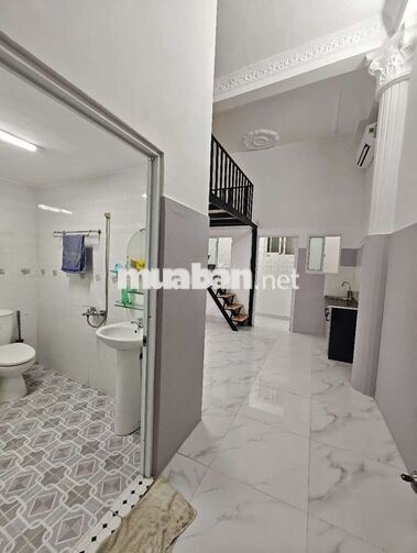 Trệt có gác và k gác gần Âu Cơ, Trường Chinh 
