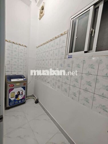 Trệt có gác và k gác gần Âu Cơ, Trường Chinh 