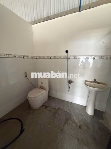 Cho thuê mặt bằng 300m² khuôn viên 500m² An Phú