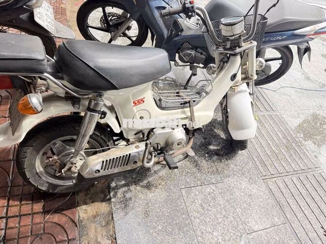 Xe máy Chaly 50 Trắng Nhật