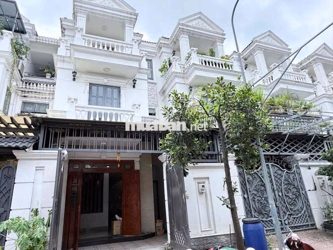 BIỆT THỰ MINI ( SẴN NỘI THẤT ) TRỆT 2 LẦU 3PN 4WC. VỈA HÈ CÂY XANH