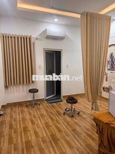 NHÀ ĐẸP KHU ĐỒNG BỘ 8M CÓ CHỖ ĐẬU XE HƠI GIÁ 12 TRIỆU