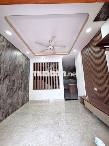 BIỆT THỰ MINI ( SẴN NỘI THẤT ) TRỆT 2 LẦU 3PN 4WC. VỈA HÈ CÂY XANH