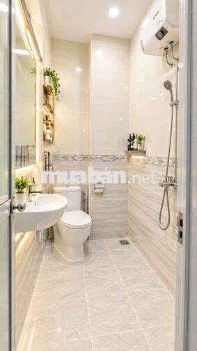 Căn hộ mới tinh, phòng tách bếp, bố trí hiện đại, sang trọng tại Q7
