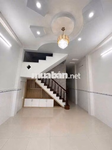 cho thuê nhà mới đẹp hẻm 233 Nguyễn Văn Cừ - có máy lạnh 