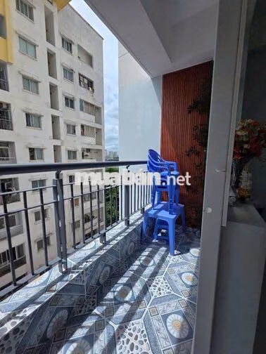 Cần bán căn hộ chung cư Phú Thọ Mặt tiền đường 