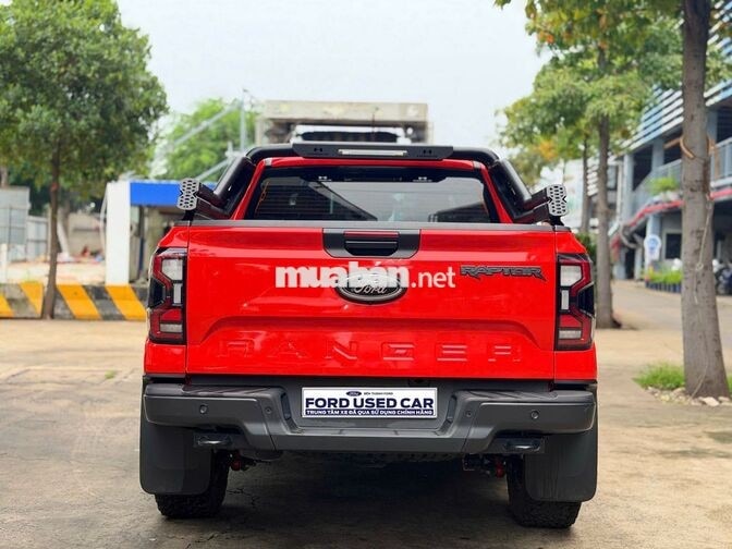 Raptor 2025 màu đỏ Cam, lướt 18 cây, vay 75%
