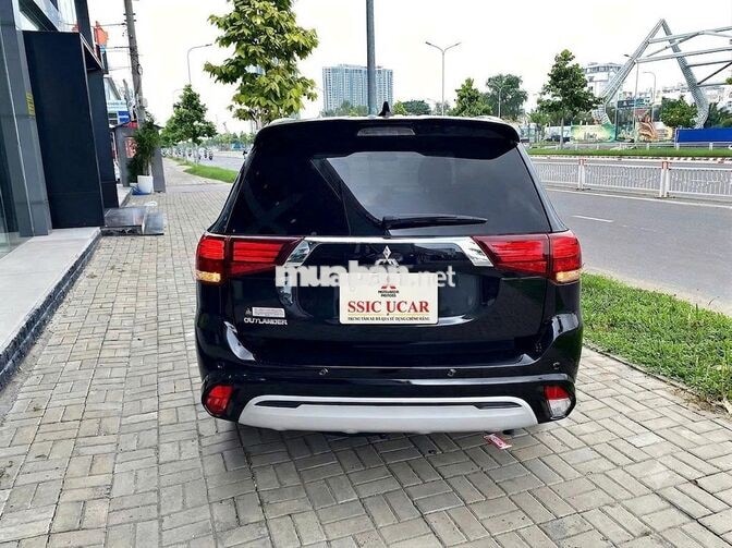 Mitsubishi Outlander 2.0 CVT 2023 Đen