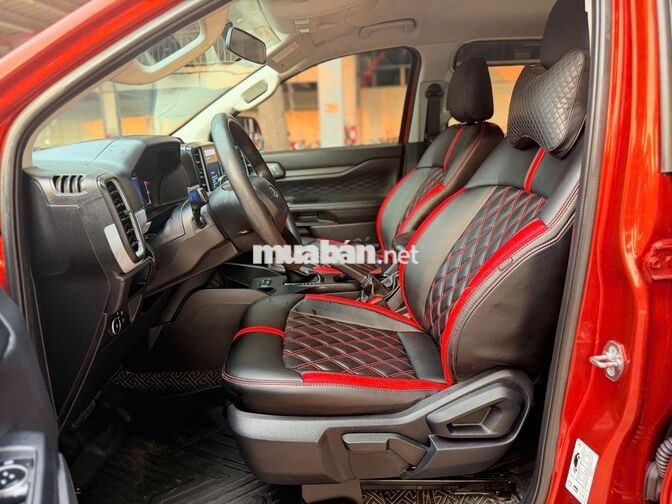 Ford Ranger 2023 4x2 RWD màu Đỏ Cam, bảo hành 2027