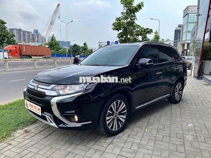 Mitsubishi Outlander 2.0 CVT 2023 Đen