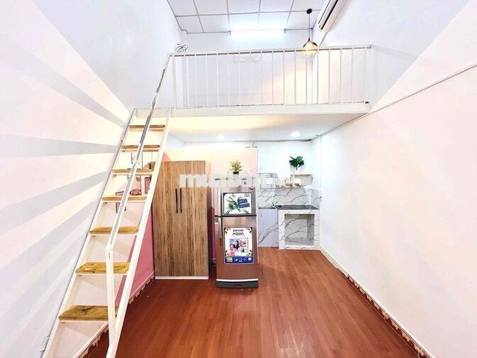 PHÒNG TRỌ GÁC CAO GIÁ RẺ ĐẦY ĐỦ NỘI THẤT SẠCH SẼ Ở TRỆT CHO XE ĐIỆN