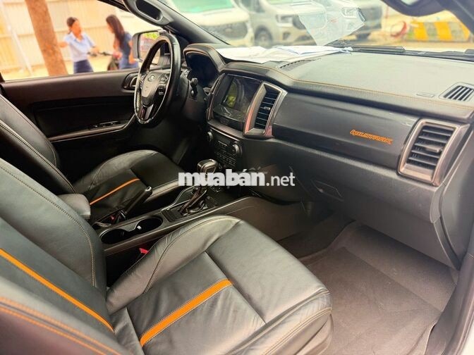 Ford Ranger Wildtrak 2022 màu trắng, bảo hành 2027