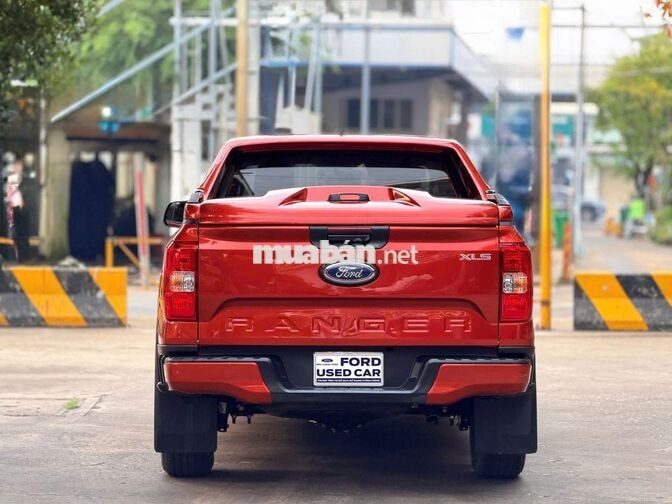 Ford Ranger 2023 4x2 RWD màu Đỏ Cam, bảo hành 2027