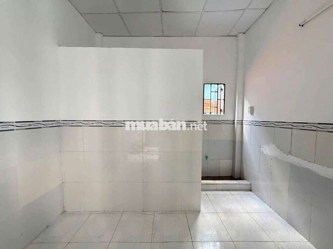 phòng trọ giá rẻ 5p đi bộ là tới đại học ufm, gần kcx tại Quận 7 