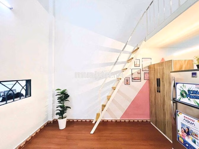 PHÒNG TRỌ GÁC CAO GIÁ RẺ ĐẦY ĐỦ NỘI THẤT SẠCH SẼ Ở TRỆT CHO XE ĐIỆN