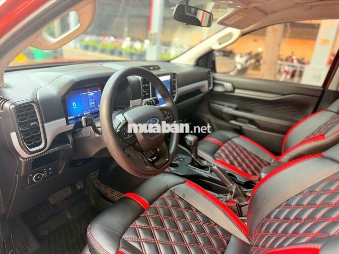 Ford Ranger 2023 4x2 RWD màu Đỏ Cam, bảo hành 2027