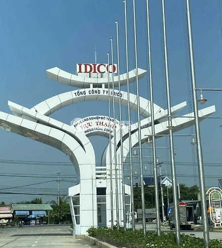 cho thuê nhà nguyên căn mặt tiền lộ nhựa lớn TL 830 (nay là tỉnhlộ 824