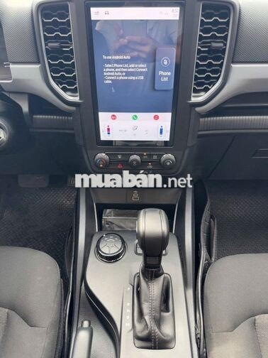 Ford Ranger 2024 4x4 , vay Ngân Hàng 75%, BH 2027