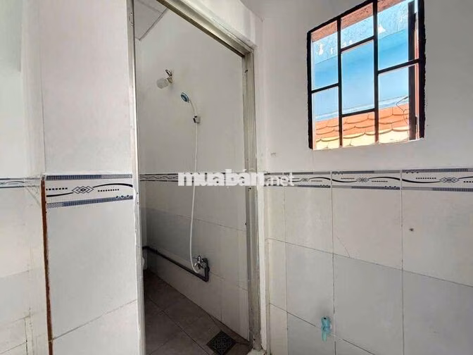 phòng trọ giá rẻ 5p đi bộ là tới đại học ufm, gần kcx tại Quận 7 