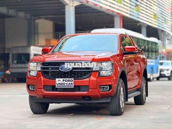 Ford Ranger 2023 4x2 RWD màu Đỏ Cam, bảo hành 2027
