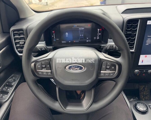 Ford Ranger 2024 4x4 , vay Ngân Hàng 75%, BH 2027