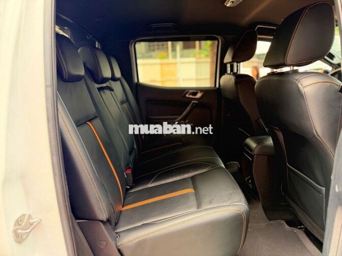 Ford Ranger Wildtrak 2022 màu trắng, bảo hành 2027