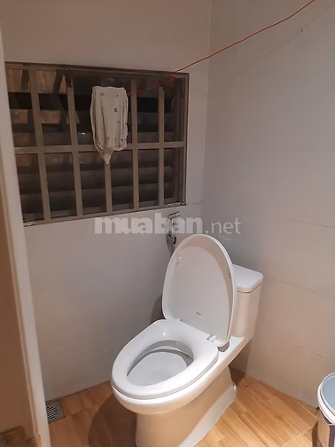 ở ghép nguyên căn 10x30 hẻm xe hơi. 