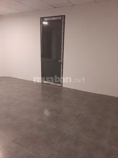 ở ghép nguyên căn 10x30 hẻm xe hơi. 