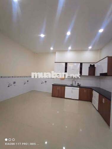 Nhà Đẹp 3Tầng 5pn 4wc QL13 HBP 12triệu