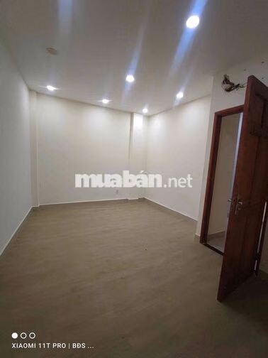 Nhà Đẹp 3Tầng 5pn 4wc QL13 HBP 12triệu