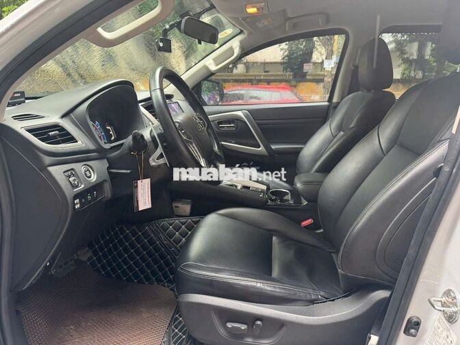 Mitsubishi Pajero Sport 2021 2.4D 4x2 AT Trắng