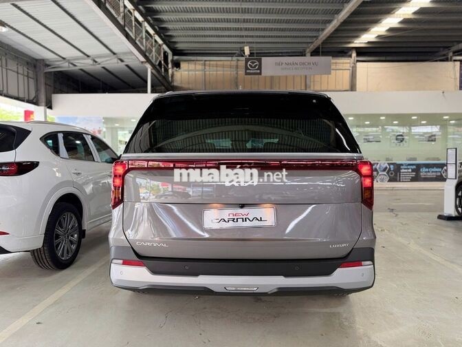 Kia New Carnival Luxury 8 chỗ 2025 Mới 100%